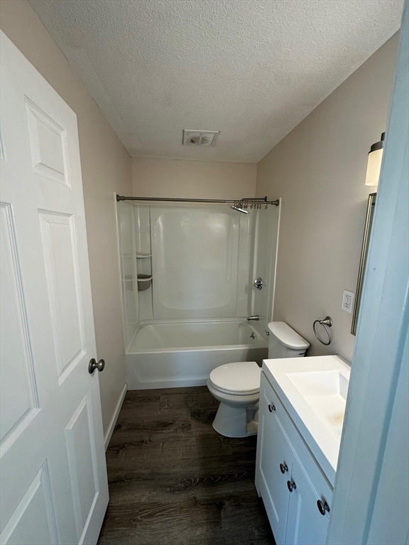 20 Maple Crest Circle # i