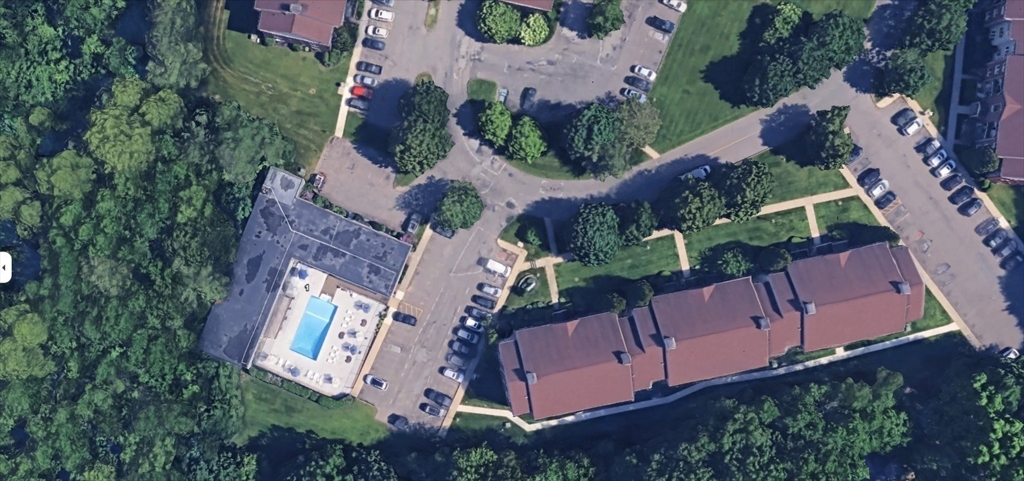 20 Maple Crest Circle # i