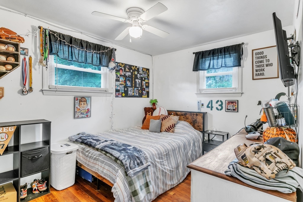 101 Regal St