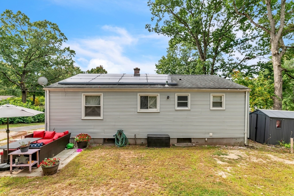 101 Regal St