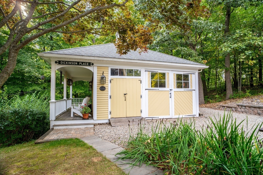 58 Huntington Rd