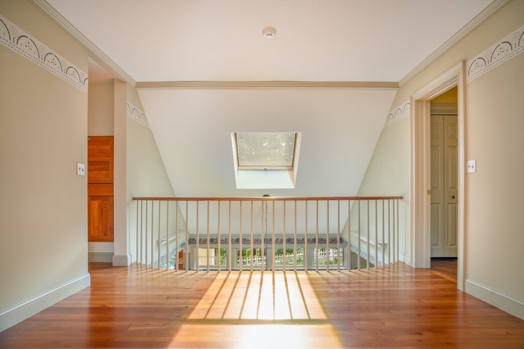 58 Huntington Rd
