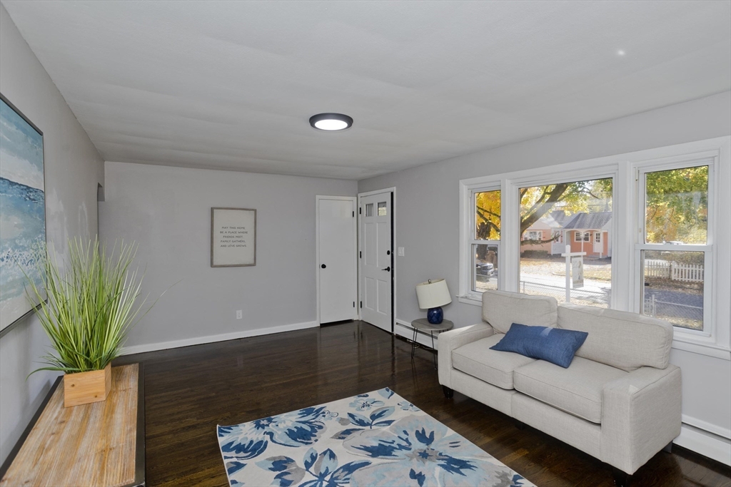 180 Cherokee Dr