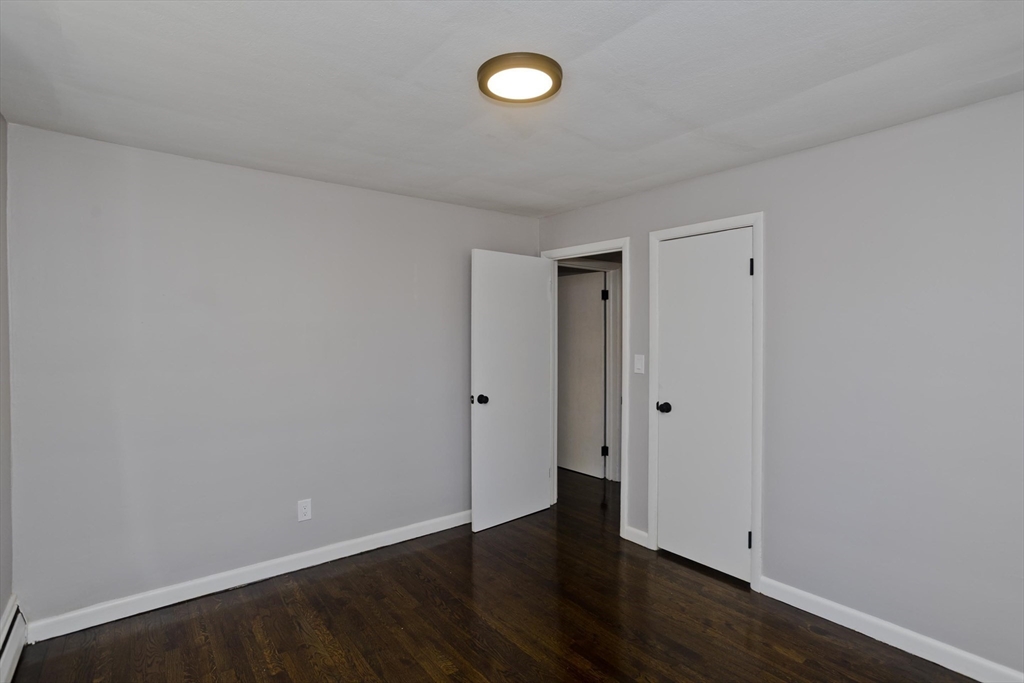 180 Cherokee Dr
