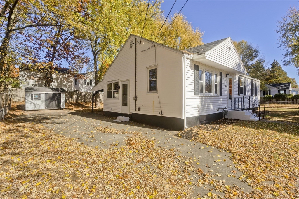 180 Cherokee Dr