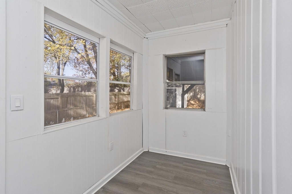 180 Cherokee Dr