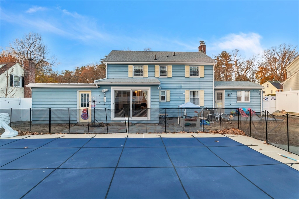 39 Hartwick St
