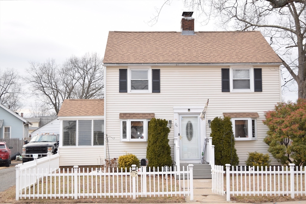 26 Haskins St