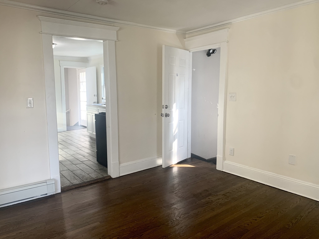 109-111 Woodmont St