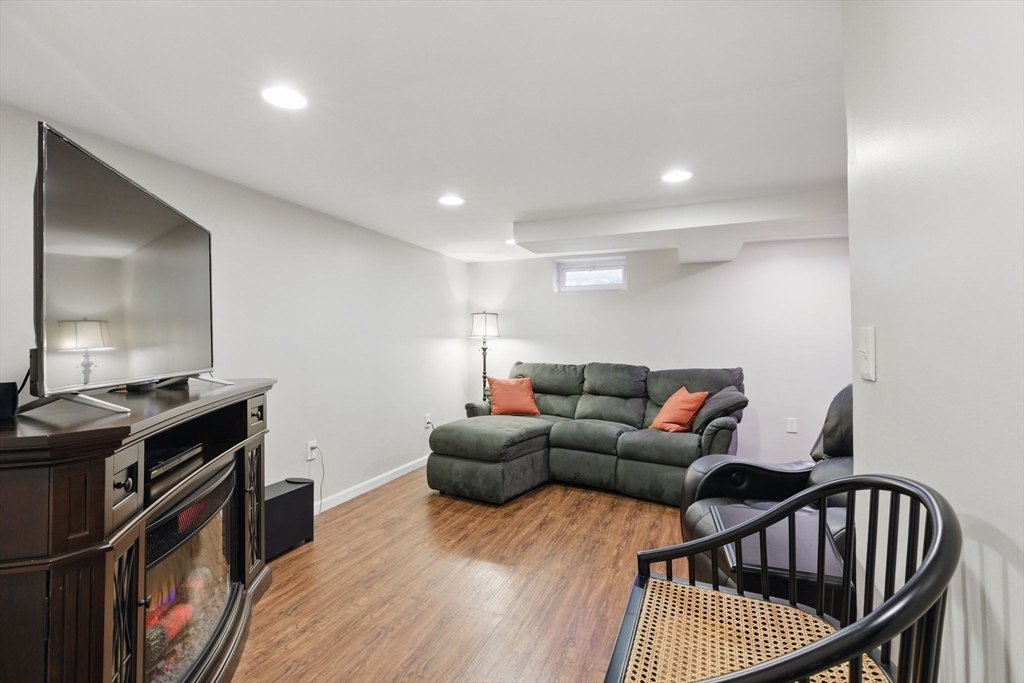 286 Talmadge Dr