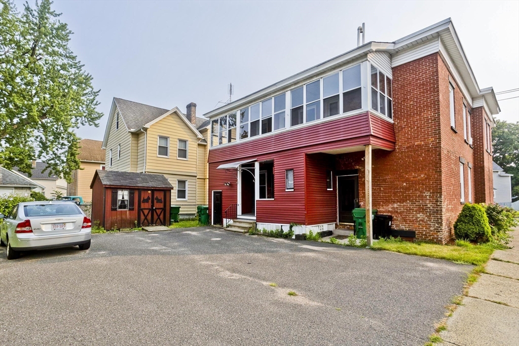 329 Hampden