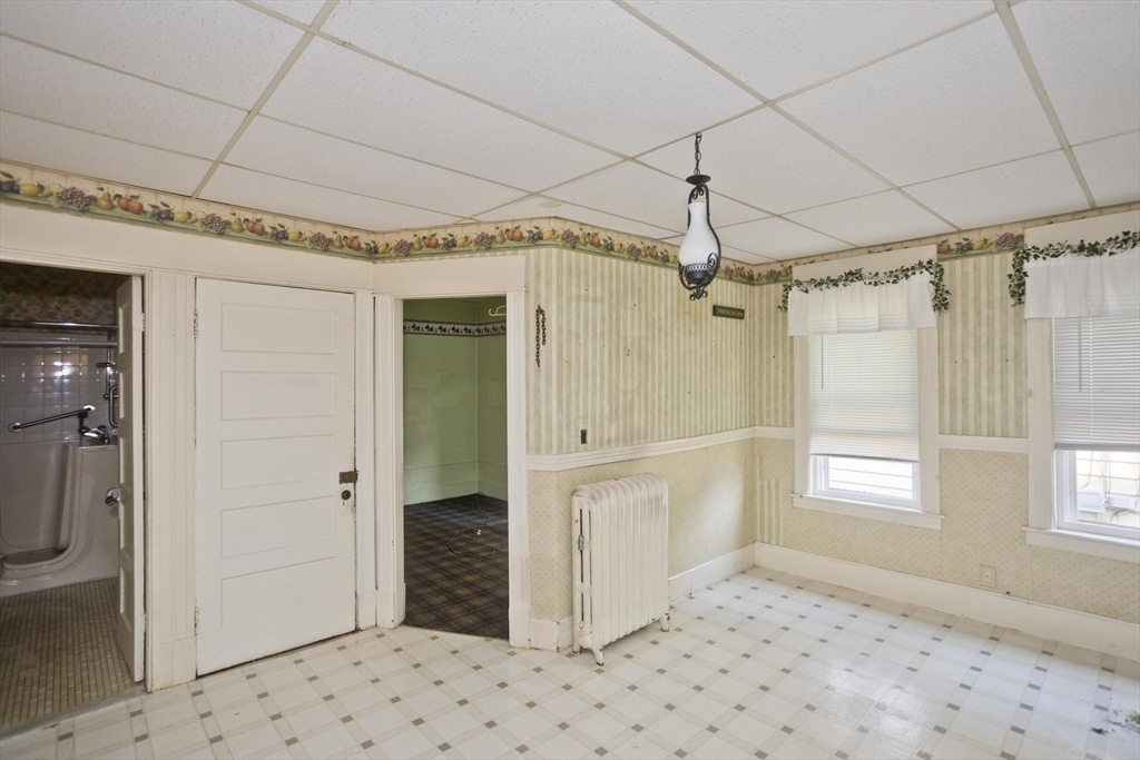 329 Hampden