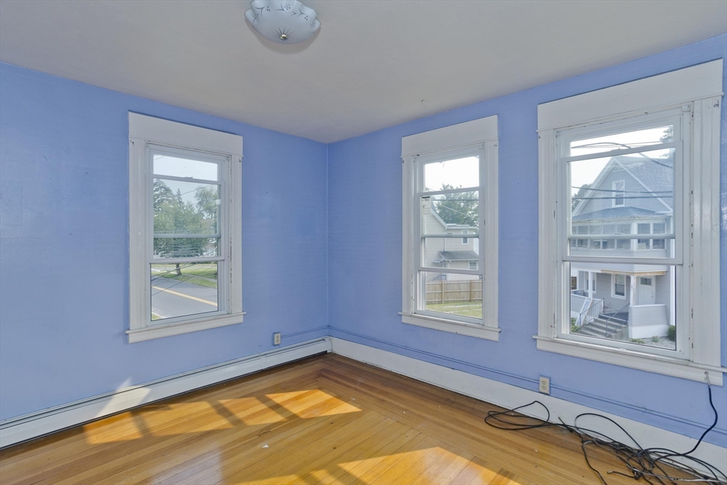 329 Hampden