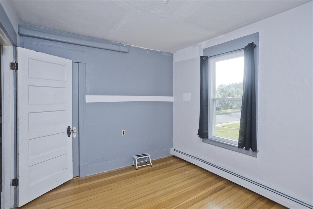 329 Hampden