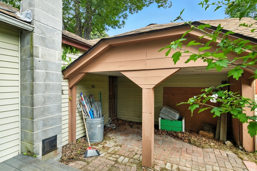 7 Stanton Ave