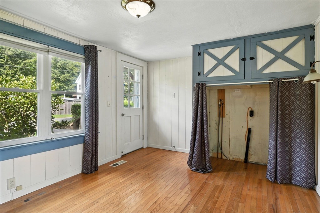 7 Stanton Ave