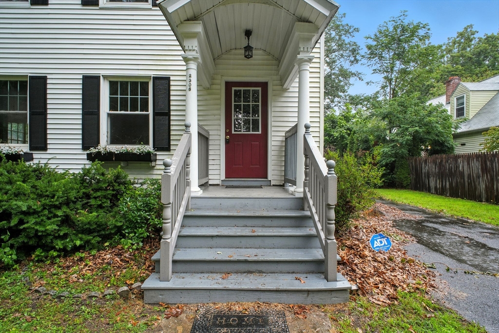 2306 Wilbraham Rd