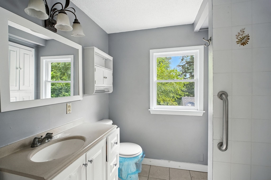 2306 Wilbraham Rd