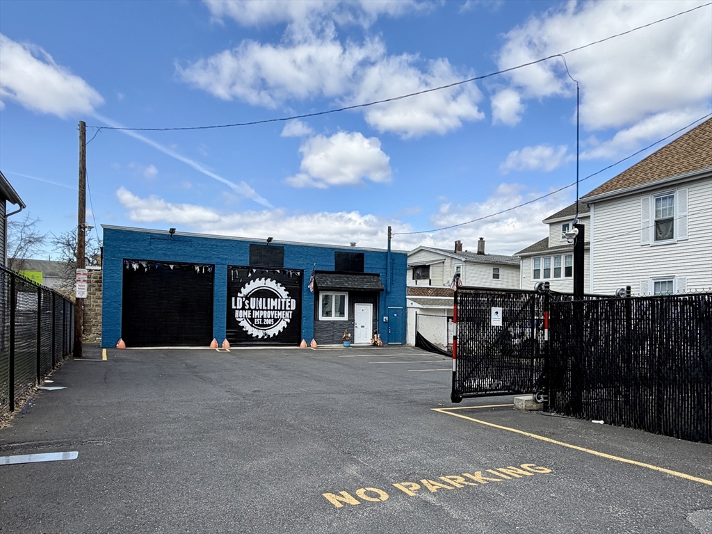 6 Rogers Ave