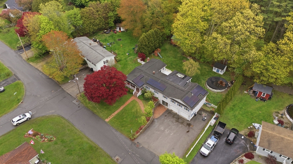 7 Crestwood Rd