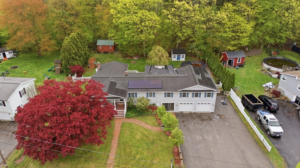 7 Crestwood Rd