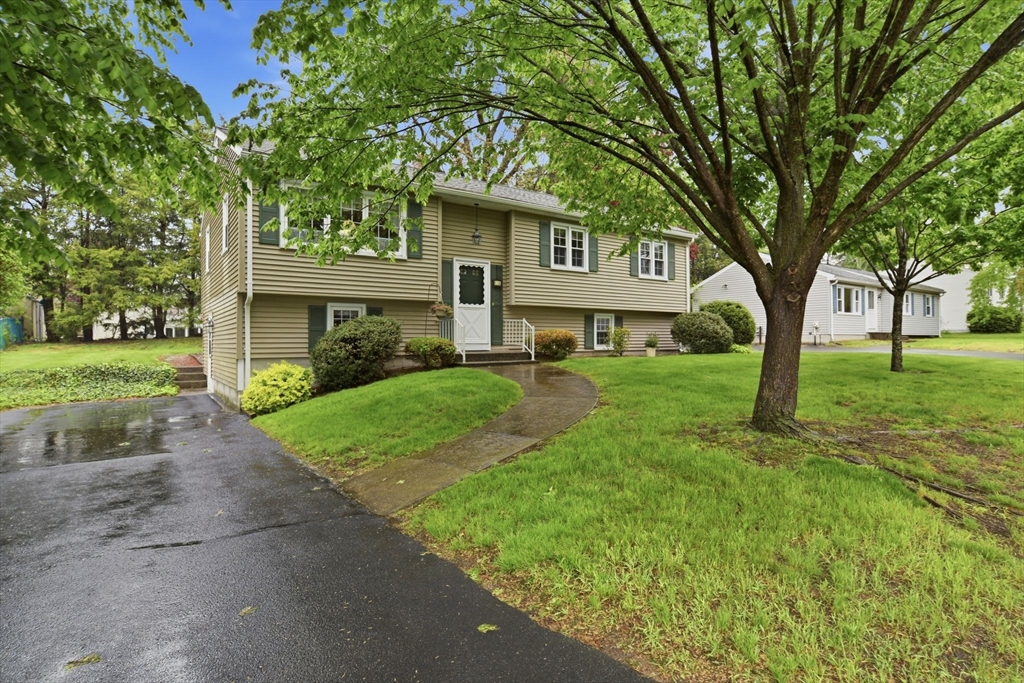 68 Deep Field Rd