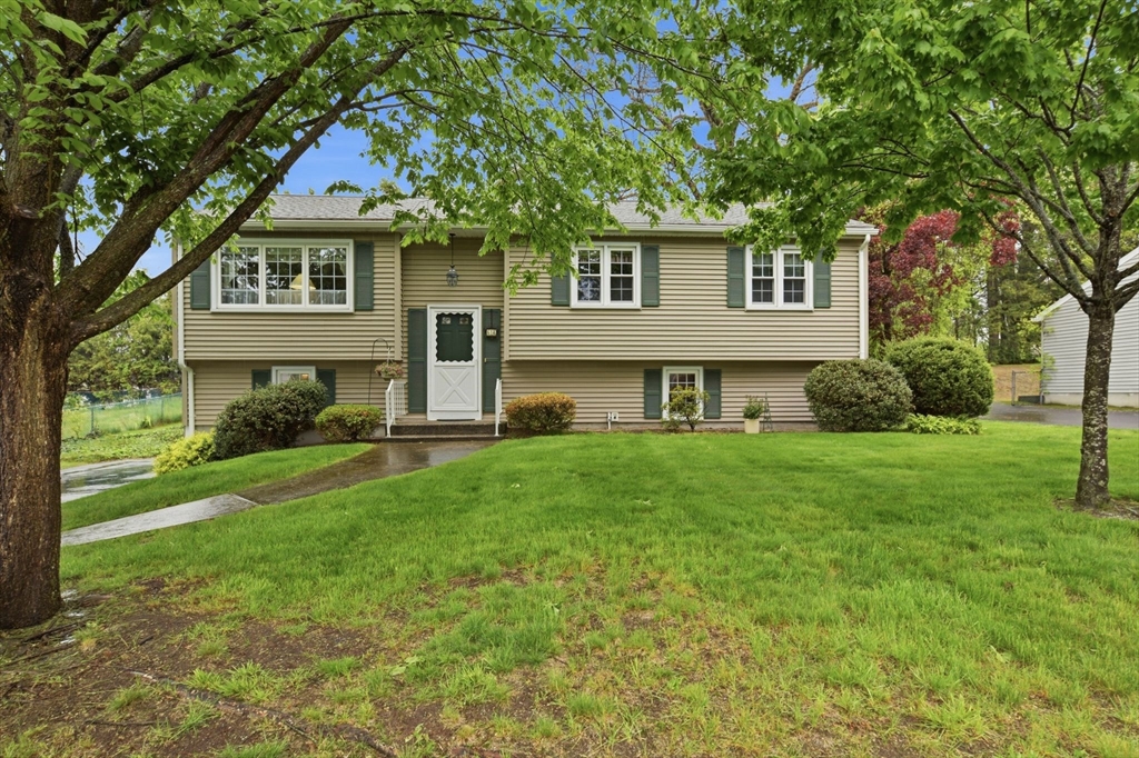 68 Deep Field Rd