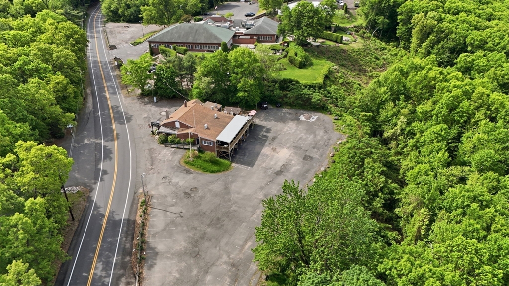 100 Mountain Rd
