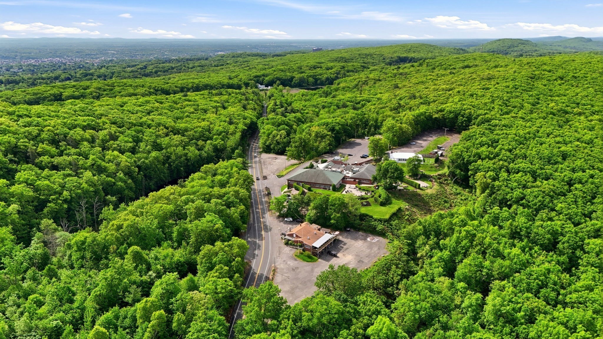 100 Mountain Rd