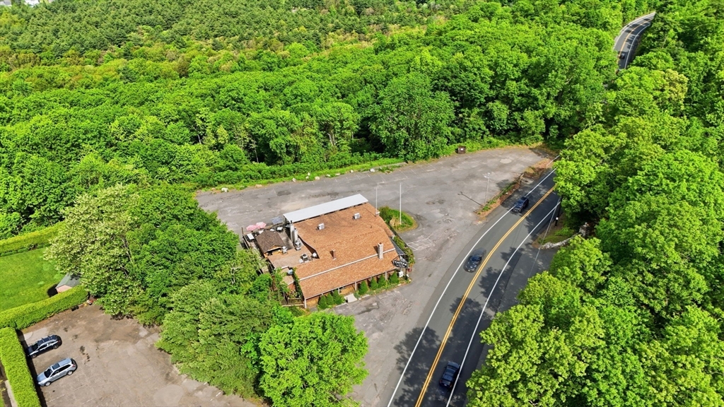 100 Mountain Rd