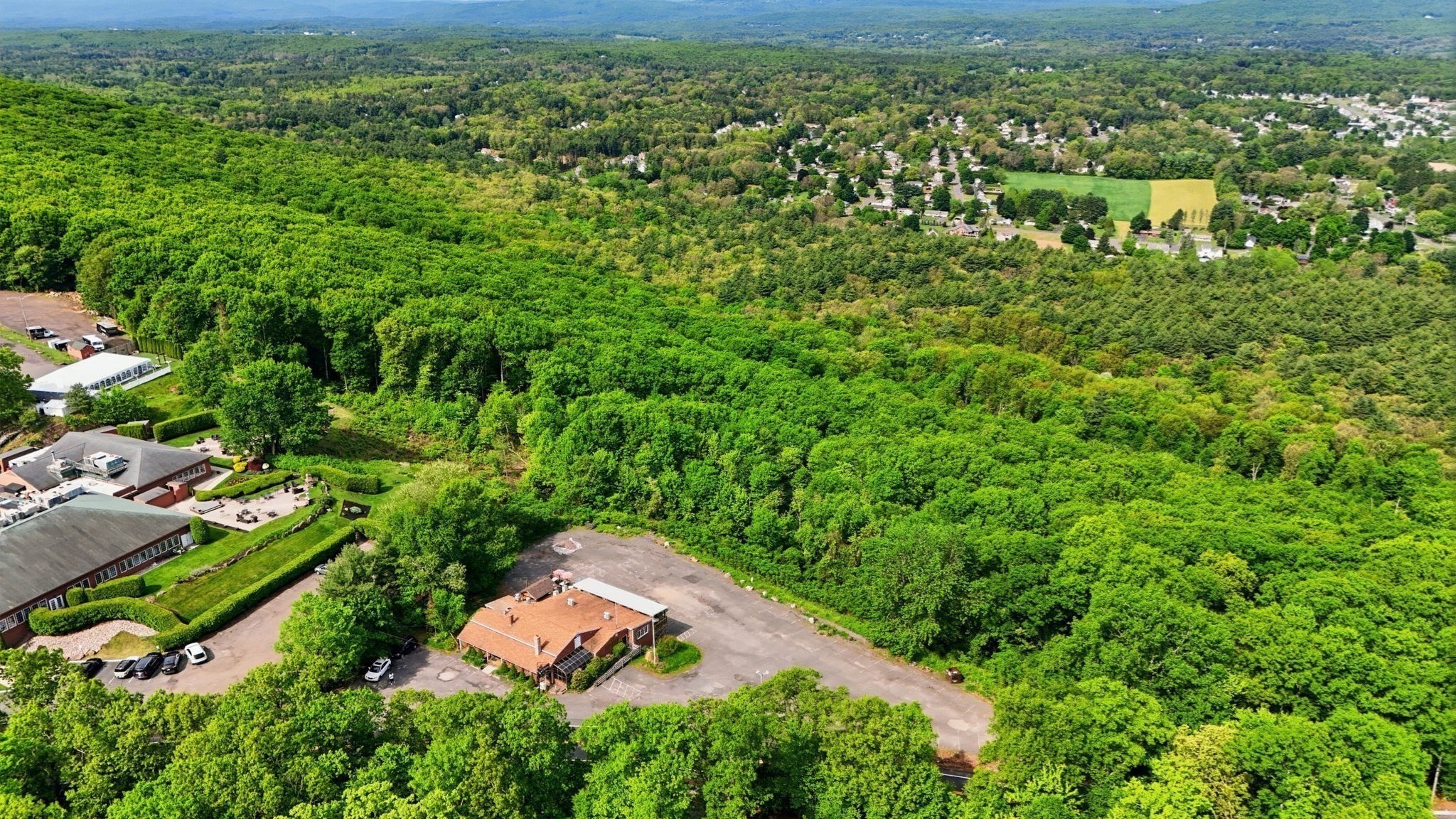 100 Mountain Rd