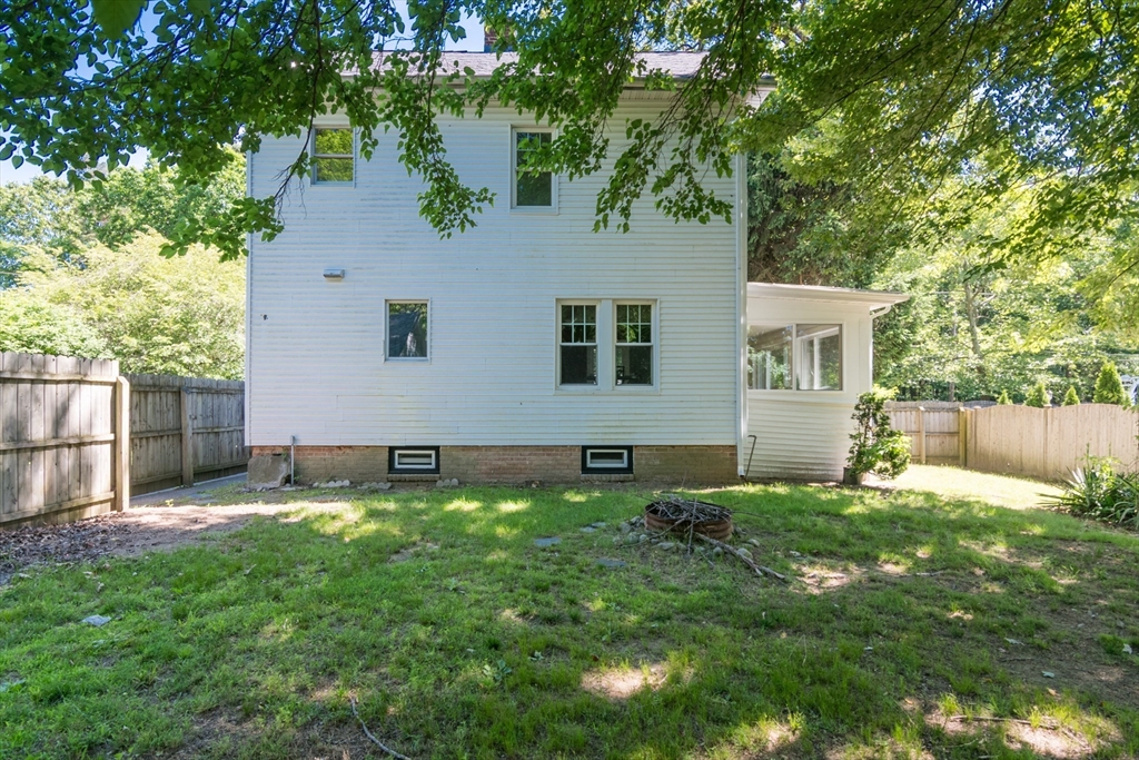 2306 Wilbraham Rd