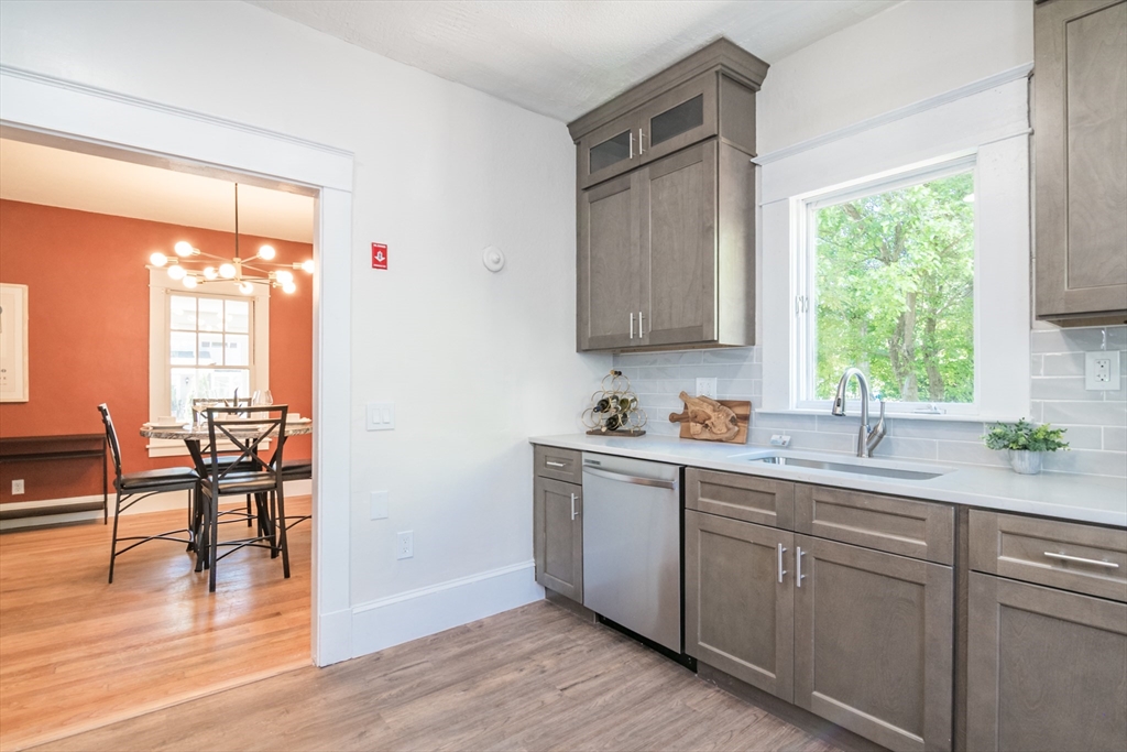2306 Wilbraham Rd