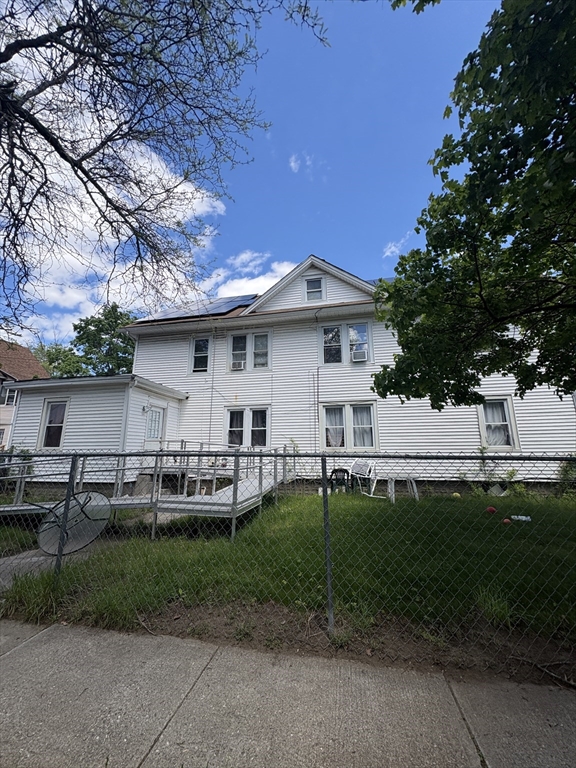 646-648 Carew St