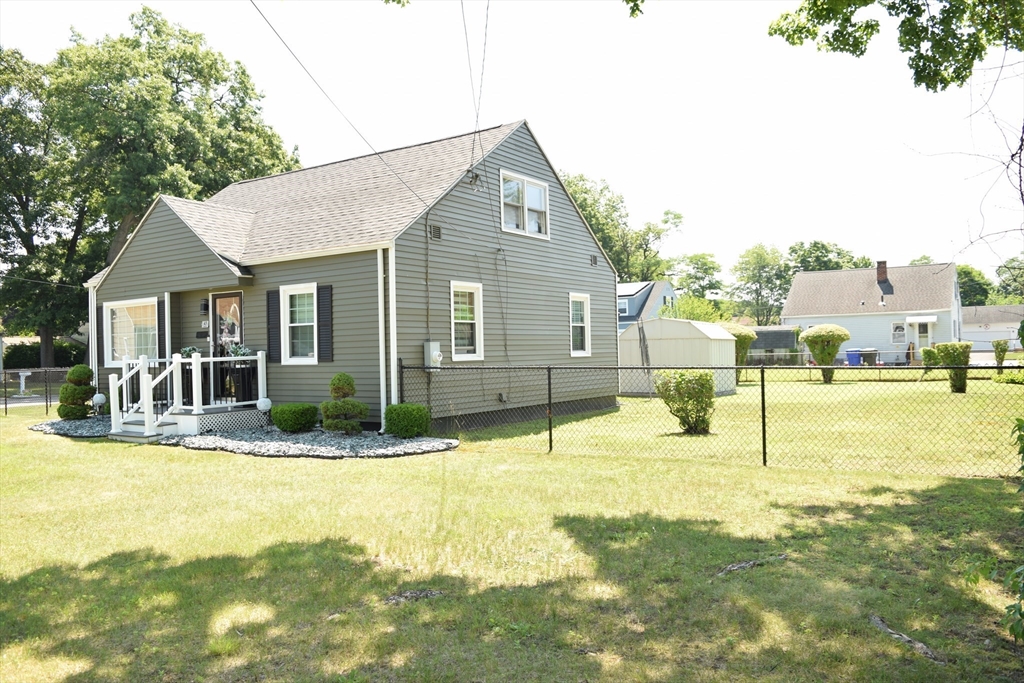 43 Barton St