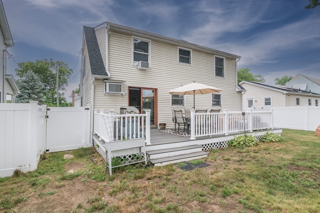 223 Mazarin St