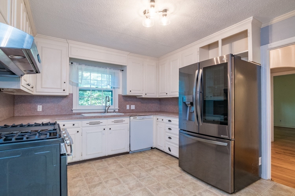 97 Overlook Dr