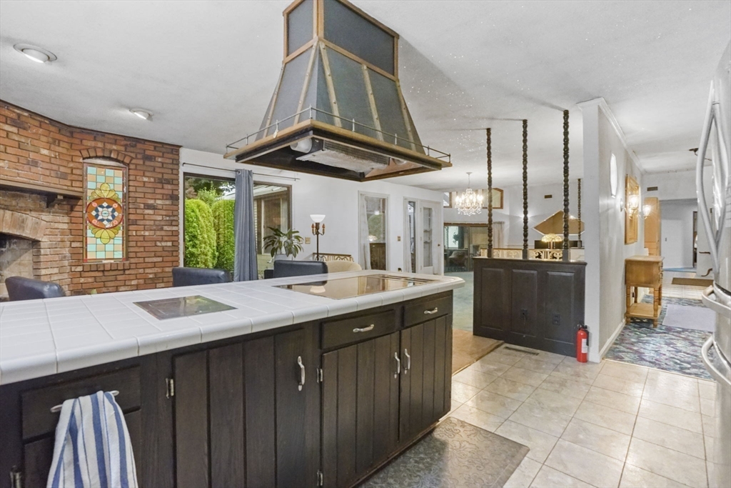 30 Dicsal Ln