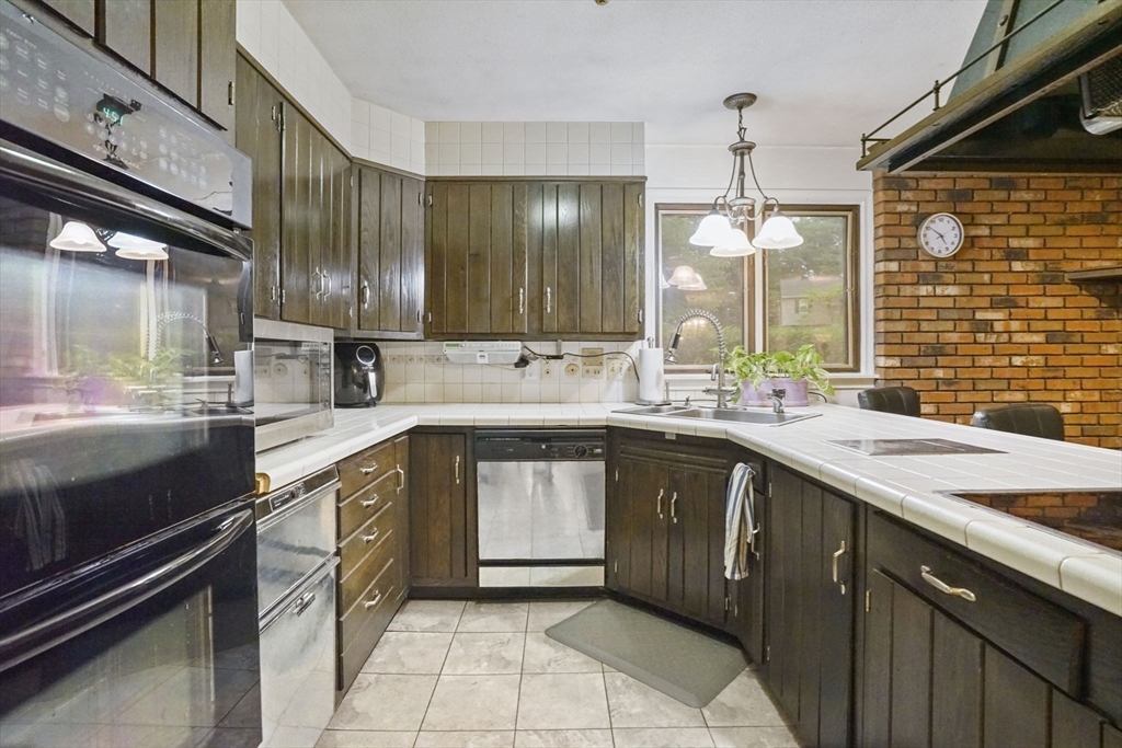 30 Dicsal Ln