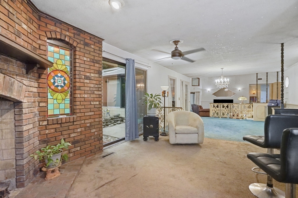 30 Dicsal Ln