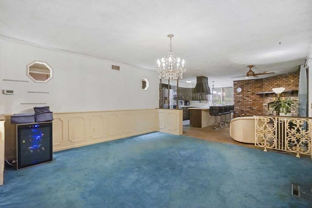 30 Dicsal Ln