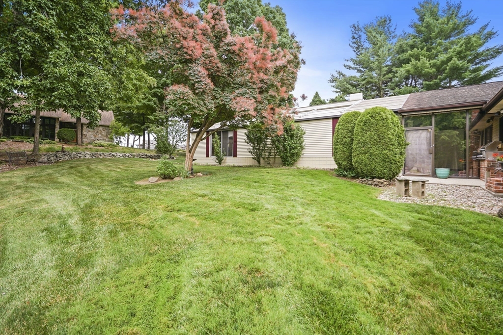 30 Dicsal Ln