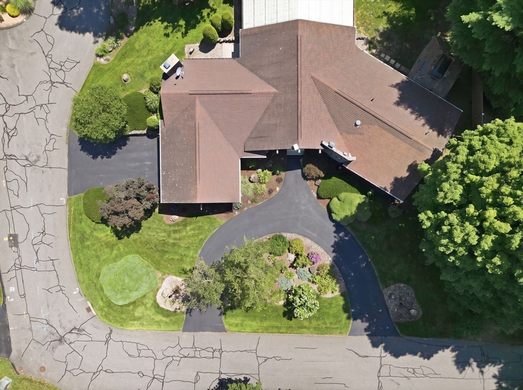 30 Dicsal Ln