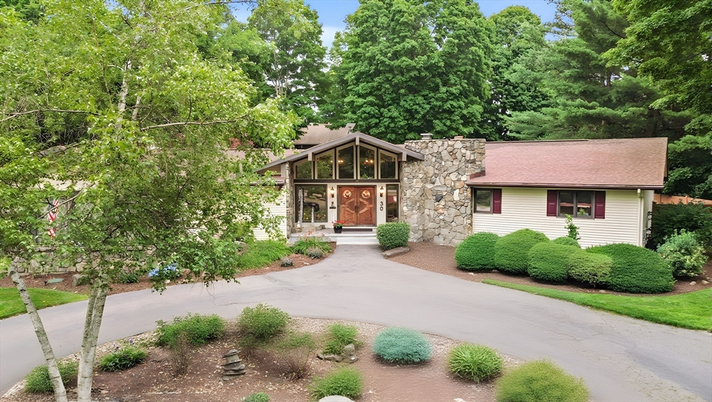 30 Dicsal Ln