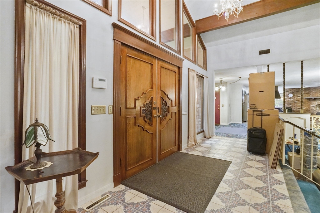 30 Dicsal Ln