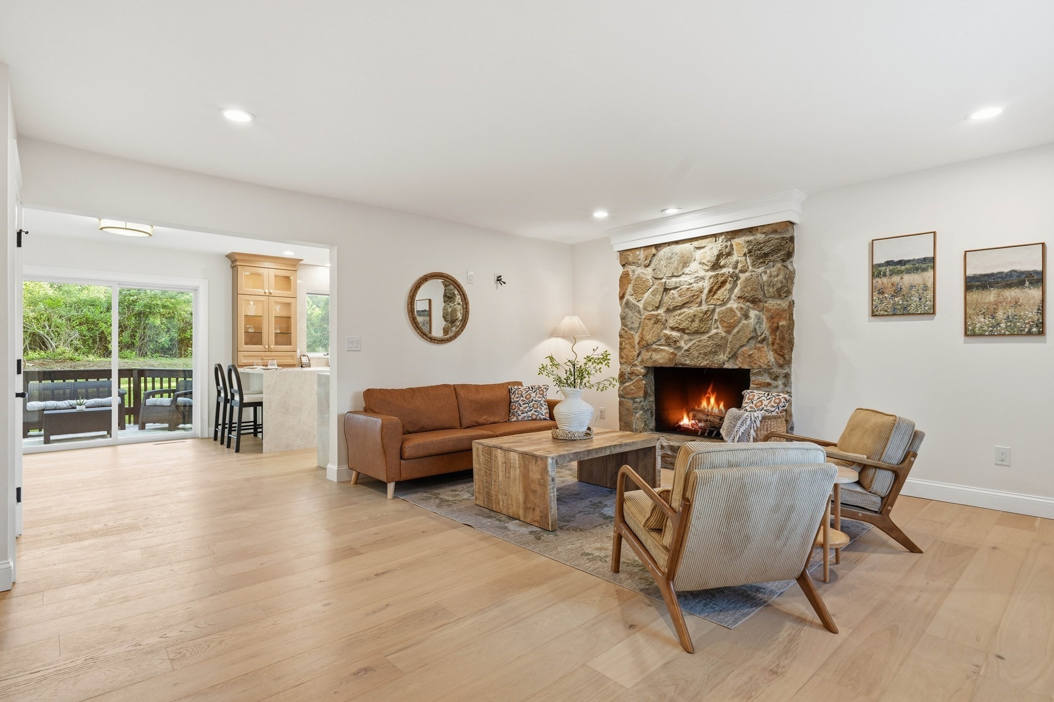 93 Jonquil