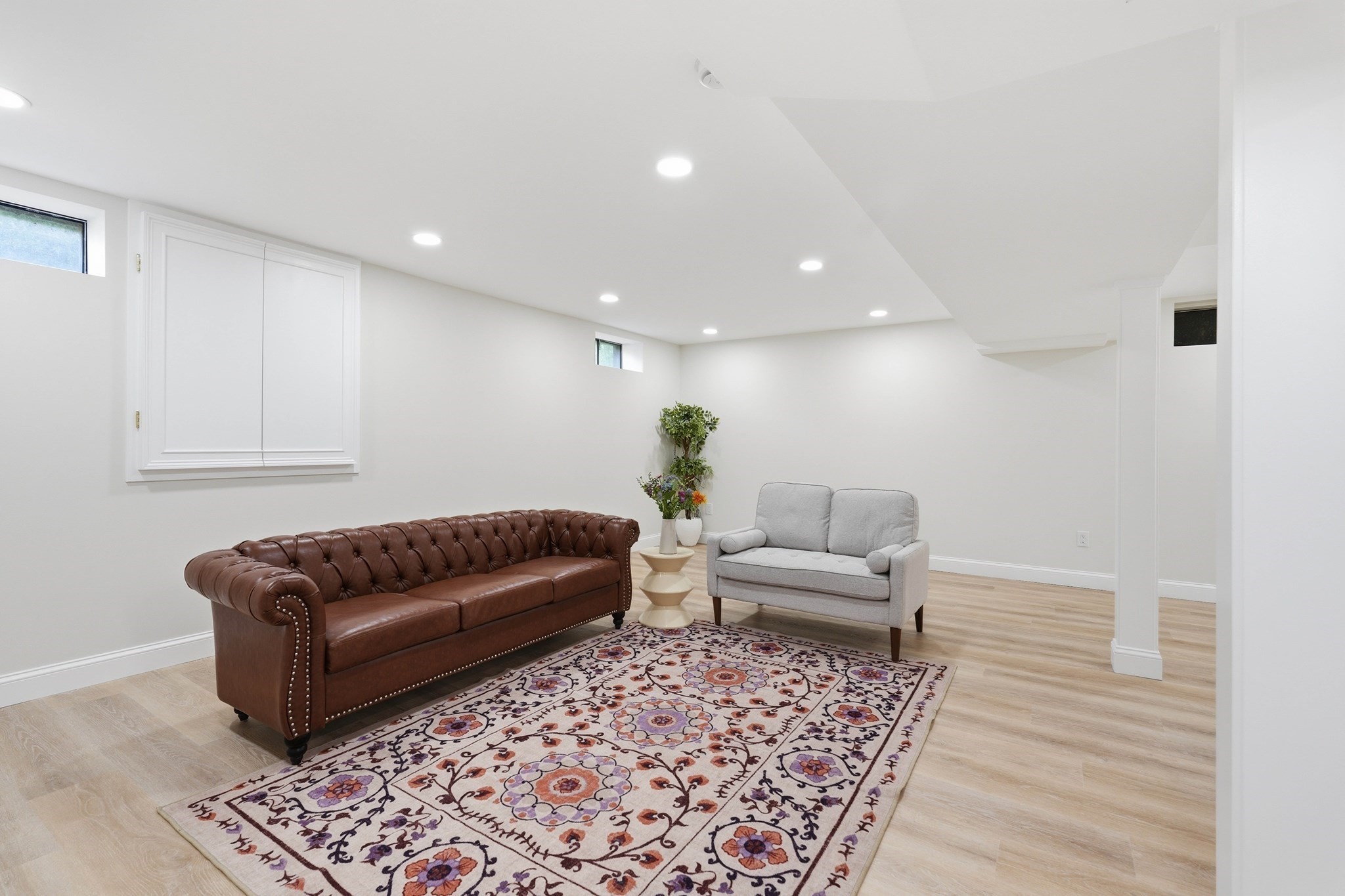 93 Jonquil