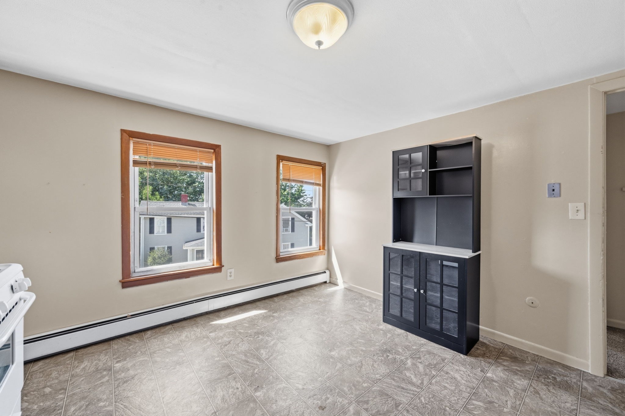 37 Howard St