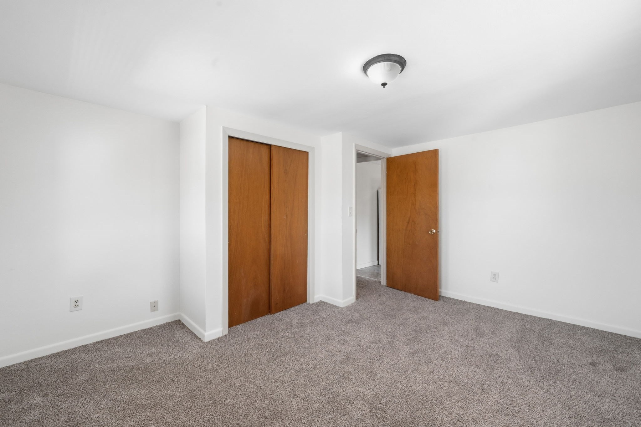 37 Howard St