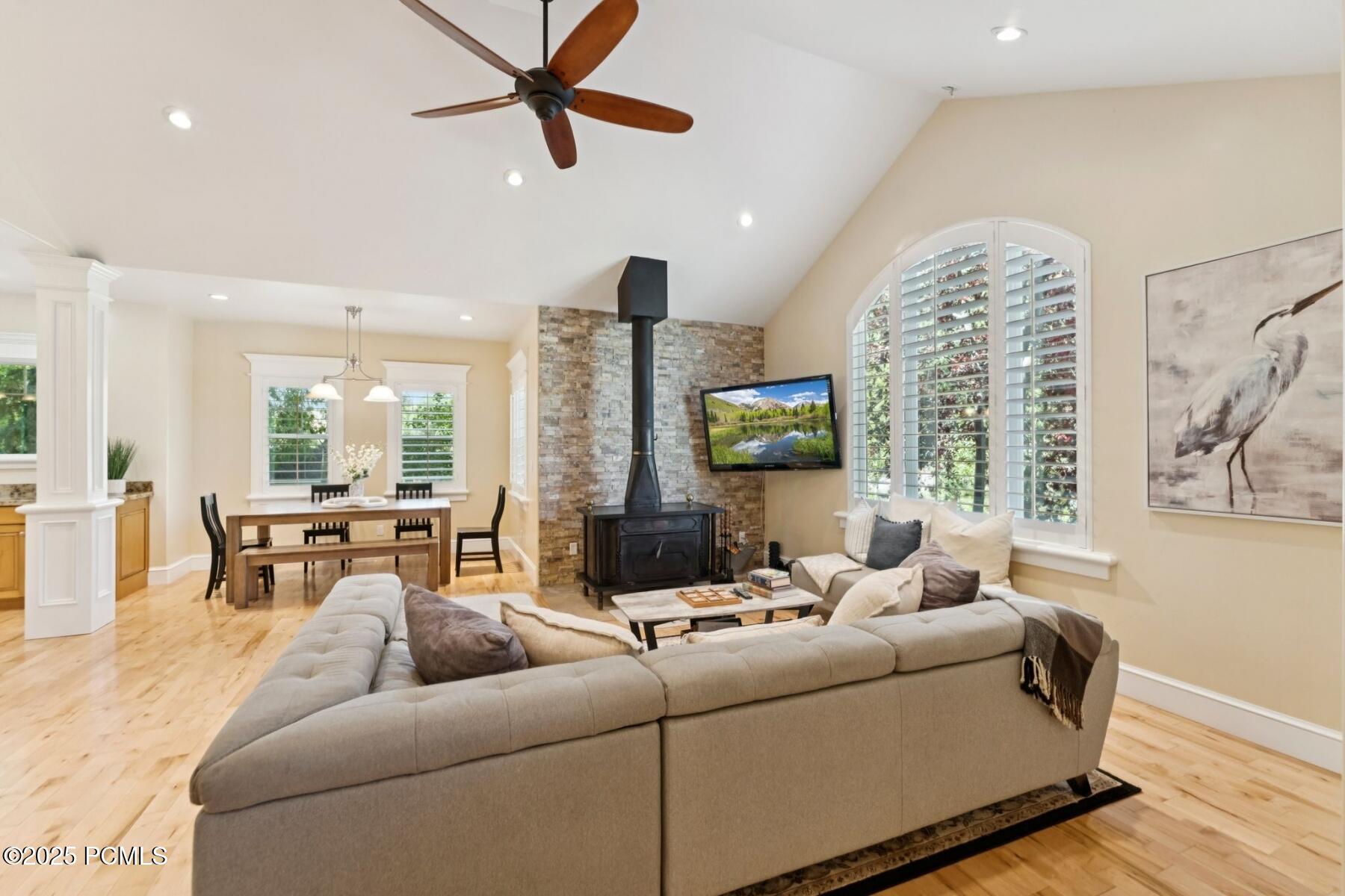 2503 W State Road 32
